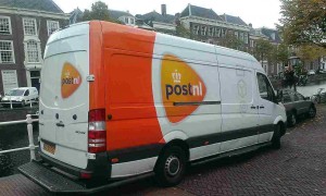 Ook over de status van pakketbezorgers bestaat twijfel...